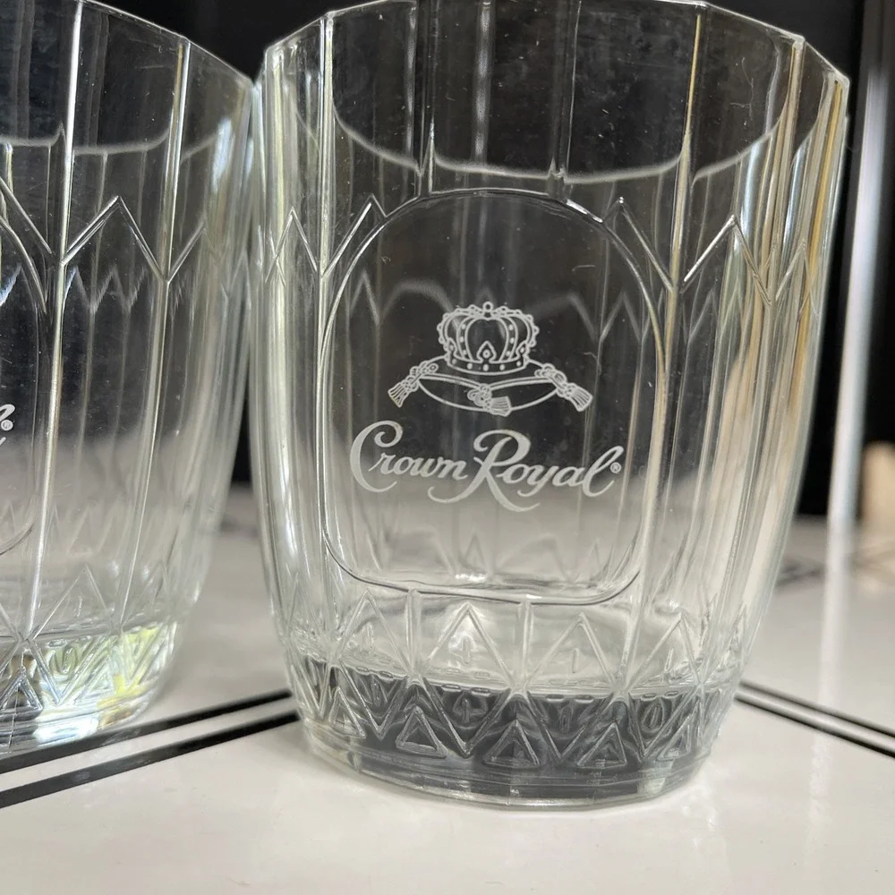 SET OF 2- Crown Royal Vintage Whiskey Glasses w/ White Logo VONPOK Made in Italy